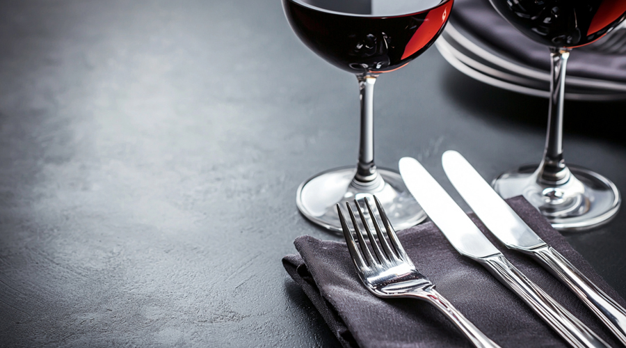 modern utensil set